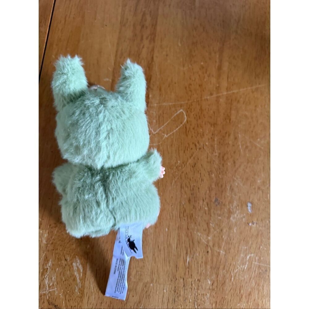 Pop Mart Labubu plush keychain (part of The Monsters fuzzy/soft "bag charm" - Picture 5 of 7